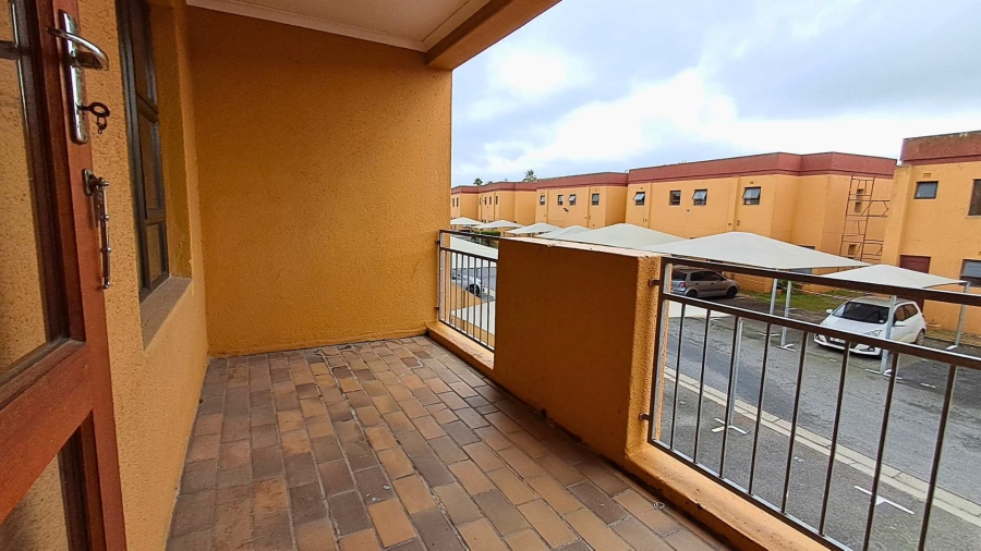 2 Bedroom Property for Sale in Ferndale Western Cape
